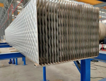 Sistema de evaporación de la película que cae de la placa